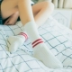 Vớ nữ mùa thu và mùa đông Hàng đống vớ của Nhật Bản bằng vải cotton nữ vớ ống đại học gió thấp hai thanh sọc vớ nữ tất cao cổ đến gối Bít tất nữ