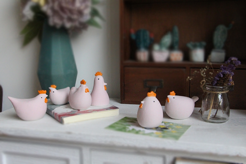 To Rem) Frosted Small Chicken Furnishing Fields Garden Wind Art Fresh And Cute Handmade Ceramic Cute Tabletop Pendulum-Taobao