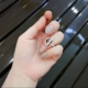 Vẻ đẹp để nhồi bông gấm trắng của Rong Rong với chiếc nhẫn tròn bằng bạc 925 sterling forefinger mở vòng bạc Thái