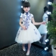 Trang phục trẻ em Trung Quốc công chúa váy guzheng trang phục cổ điển nữ lớn trẻ em Trung Quốc phong cách màu xanh và trắng sứ sườn xám quần áo trẻ sơ sinh Váy trẻ em