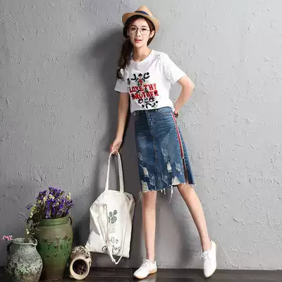 Denim skirt women's European station retro wild spring and summer new products show thin high-waisted student skirt women's hole A-line skirt