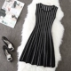 2018 mới mùa xuân và mùa thu của phụ nữ Hàn Quốc phiên bản của không tay sọc slim knit dress một từ váy mùa thu và mùa đông váy