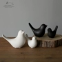 Bắc Âu hiện đại tối giản để bàn trang trí sáng tạo đồ nội thất mềm phụ kiện nhà cổ điển chim gốm đen và trắng các đồ trang trí nhà đẹp