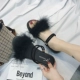 Hai đôi sandal nữ 2018 hè mới đi biển đi giày lông sandal đế bệt