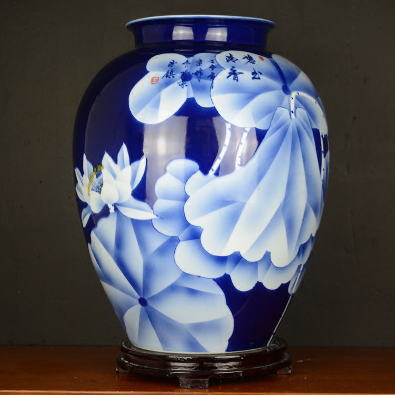 Jingdezhen ceramics hand - made vases, large living room club hotel Chinese style household soft adornment porch place