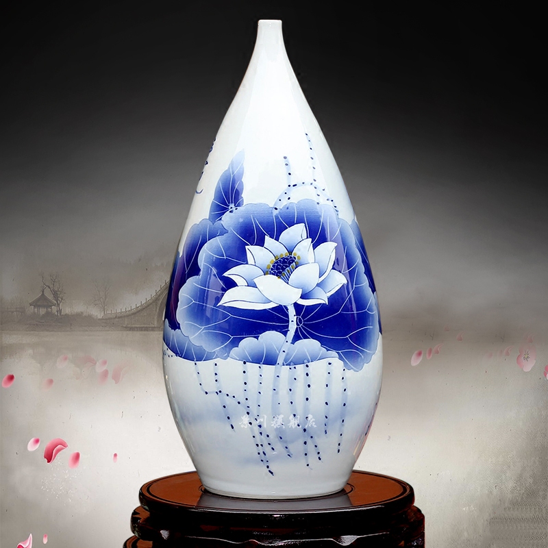 Blue and white peony vases Wu Wenhan hand - made gourd floret bottle of jingdezhen ceramics mesa adornment furnishing articles in the living room