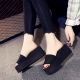Dép nêm nữ mùa hè phiên bản Hàn Quốc của sandal đế dày đa năng đế phẳng thời trang đế bệt đi biển một chữ kéo cao gót mang dép