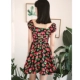 Váy tay phồng cổ điển, váy ngắn ôm eo cao, váy quây hai dây dễ thương, họa tiết dâu tây - Váy eo cao