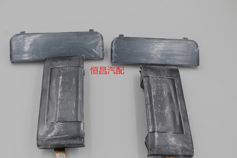 Wengling Rongguang front door opens door 6407 door outside the door, pull out the hands of the car door storm