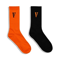 VLONE POP UP Limited Màu đen cam V Quần tất dài đường phố châu Âu và châu Mỹ FRIENDS - Vớ hàng tuần tất khử mùi