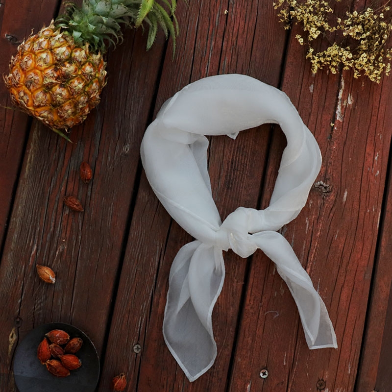 Pure white 100 % silk silk silk silk dyed wax tissue tissue with silk tissue ; new product promotion