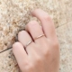 Nhật Bản và Hàn Quốc mịn màng mì chic chic tối giản học sinh đơn giản bằng thép titan vàng hồng đuôi đỏ nhẫn ngón tay nhỏ gió lạnh nhẫn cartier Nhẫn