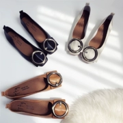 Khóa tròn retro ngắn bên trong cao su mềm đế thấp giày thấp bốn mùa Giày nữ hoang dã thời trang giản dị