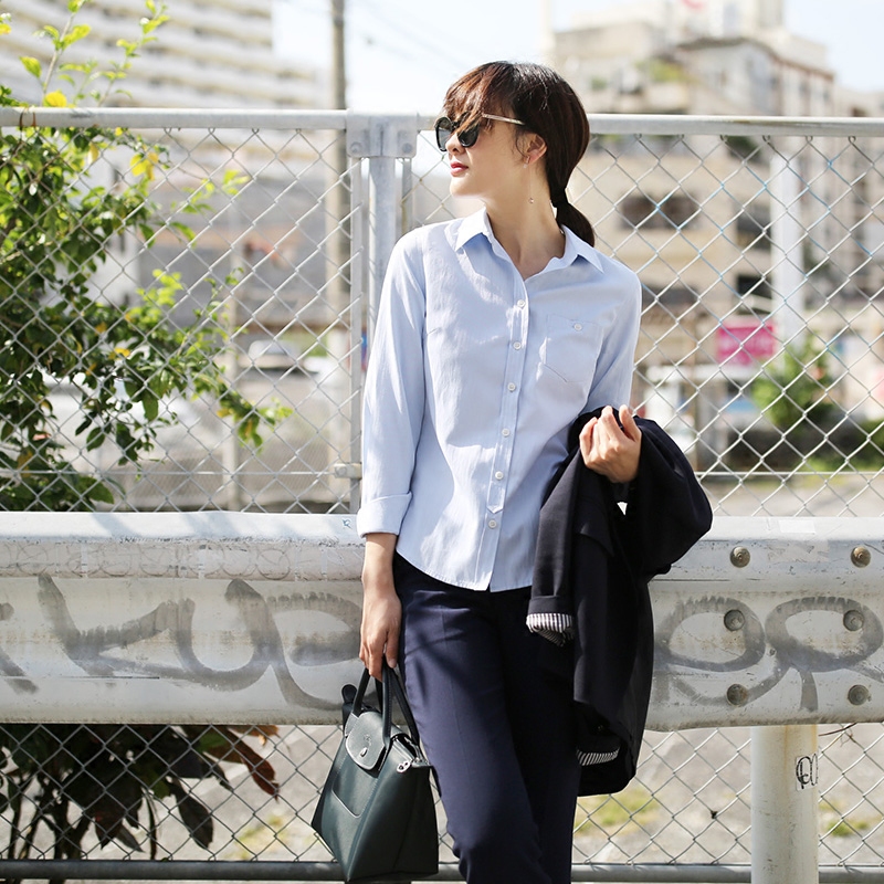 苏小糖_轻城 |新款长袖上衣女通勤蓝色衬衫百搭文艺职业女春装潮