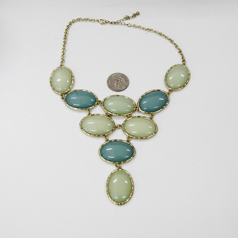 Original Foreign Order Oval Imitation Jade Turquoise Green Macaron Candy Color Lace Dress Wedding Performance Dress Necklace Original Foreign Order Oval Imitation Jade Turquoise Green Macaron Candy Color Lace Dress Wedding Performance Dress Necklace
