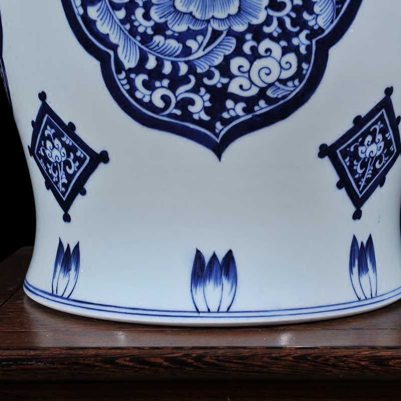 Copy a blue - and - white, yuan and Ming LuLianSheng jingdezhen ceramics with cover general pot vase process ACTS the role of TV ark, furnishing articles
