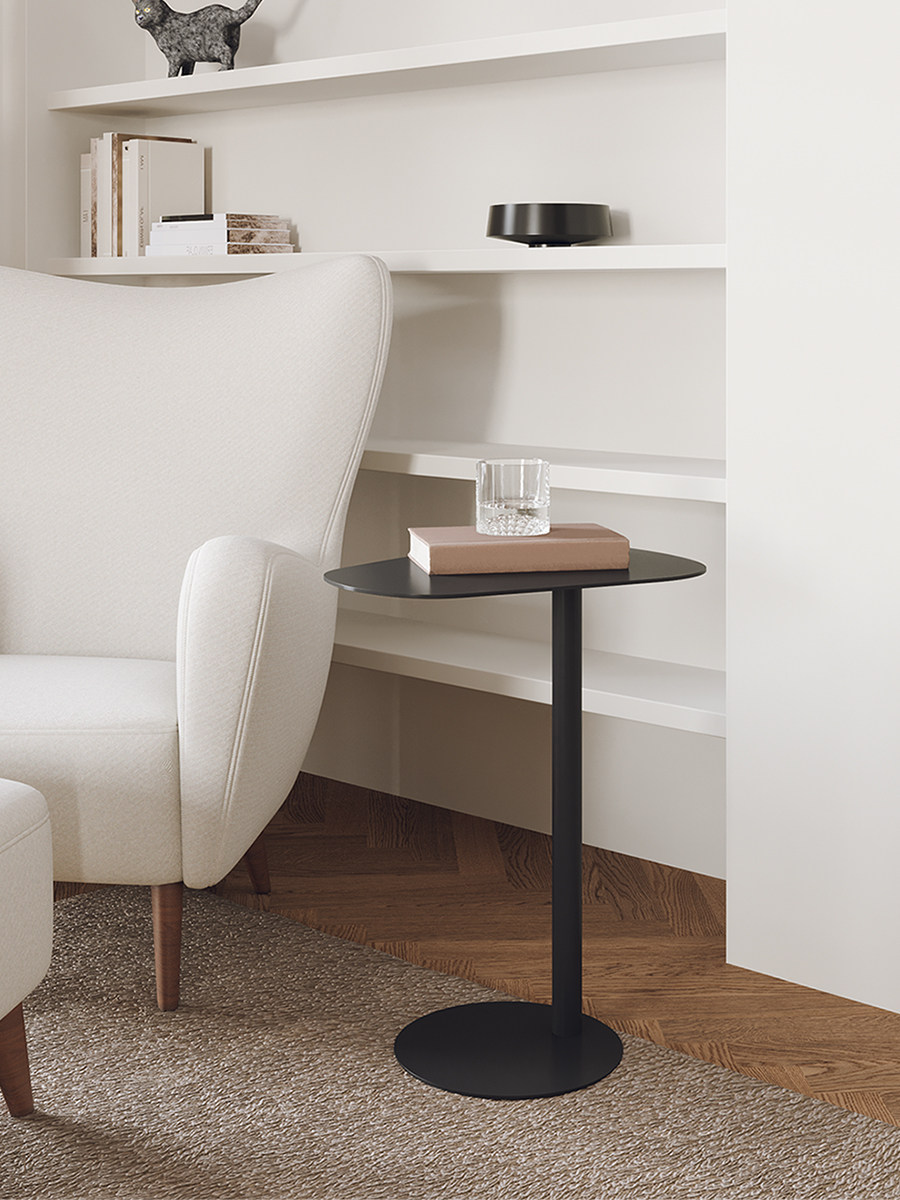 bàn trà điện seko Ghế sofa phòng khách bên cạnh bàn sắt rèn có thể di chuyển phòng ngủ cạnh giường ngủ nhỏ đơn giản bàn cà phê nhà bàn góc nhỏ sáng tạo bàn trà tròn đôi ban tra dep