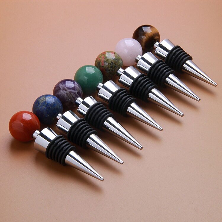 Factory direct supply of natural crystal jade high-end wine bottle stoppers, amethyst pink crystal raw stone red wine stoppers wholesale