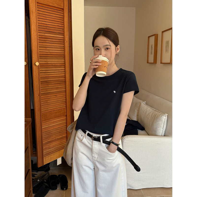 Thxg Tg Spring/Summer Crew Neck Little Deer Embroidery Basic Regular Shoulder T-Shirt for Women 2026 New Short Sleeve Top 26464 Thxg Tg Spring/Summer Crew Neck Little Deer Embroidery Basic Regular Shoulder T-Shirt for Women 2026 New Short Sleeve Top 26464