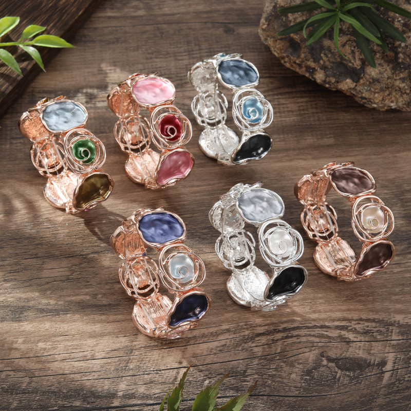 Popular Colorful Oil Painting Rose Elastic Bracelet, Geometric Hollow Rose Women's Versatile Bracelet Popular Colorful Oil Painting Rose Elastic Bracelet, Geometric Hollow Rose Women's Versatile Bracelet
