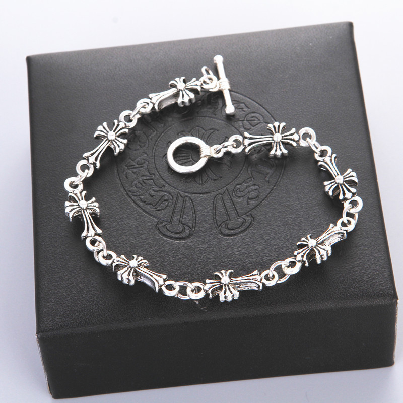 Cross Bracelet Is a Trendy Couple's Bracelet
