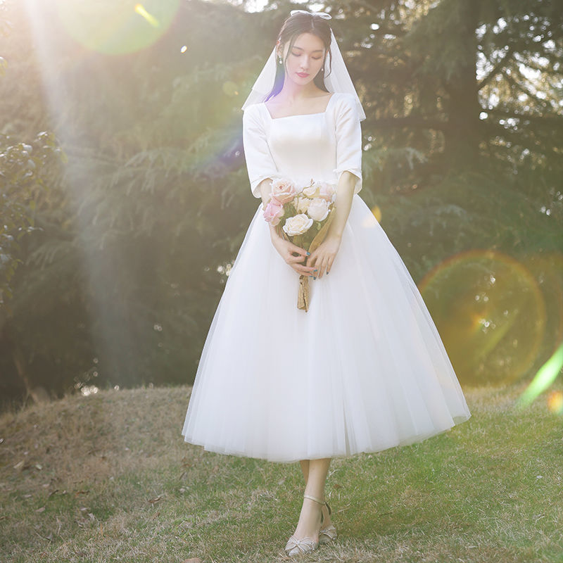 Light Wedding Dress for Petite Women 2026 Spring/Winter Bride French Simple Hepburn Style Wedding Gown with a Super Fairy-Like Elegant Mid-Length Dress