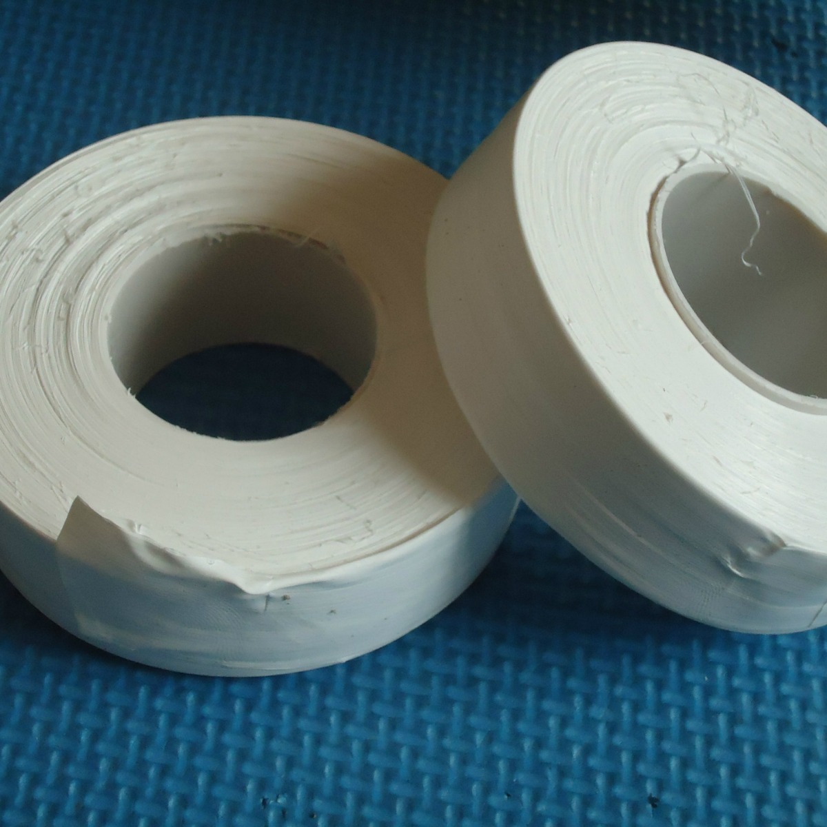 Brand Langfang Xueheng large volume oily raw material with large roll of oil-free PTFE raw material with manufacturer-Taobao