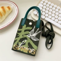 Весенняя ласточка