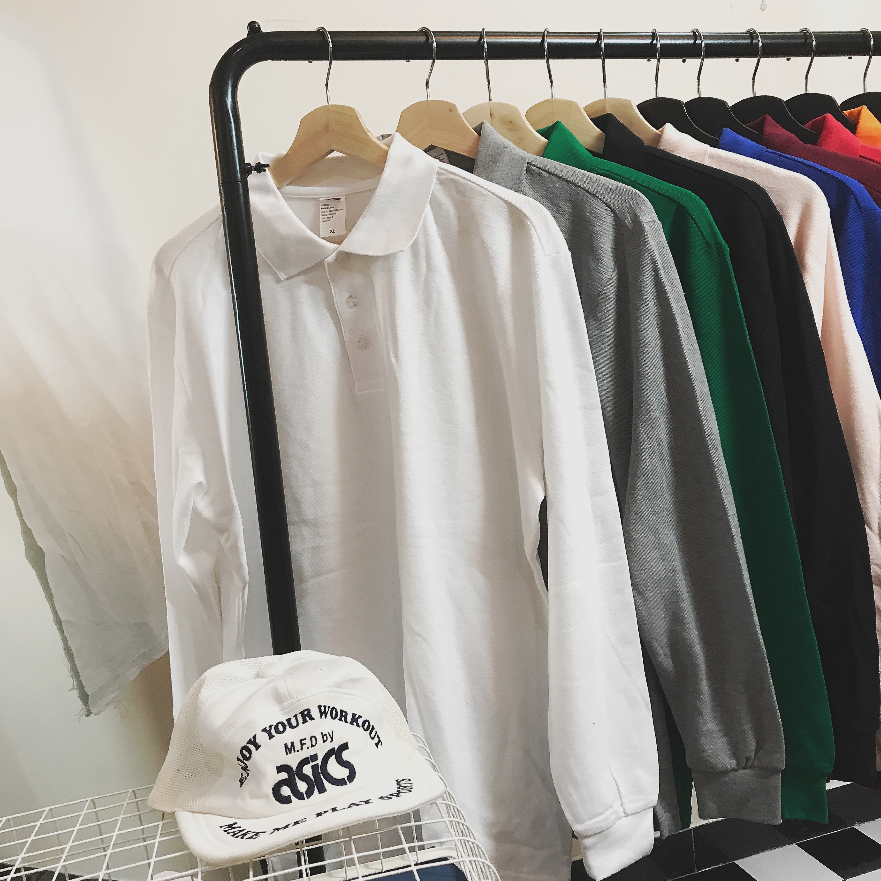 CNBBOY hoang dã giản dị áo dài tay áo thun sinh viên màu rắn thanh niên POLO áo kinh doanh gió nam và nữ thủy triều áo thun nam polo