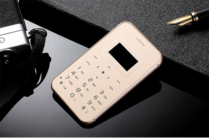 AIEK X8 mới bỏ túi siêu mỏng trẻ em tiểu học nam nữ thấp bức xạ thẳng thẻ mini giá rẻ điện thoại di động - Điện thoại di động iphone 6 thường