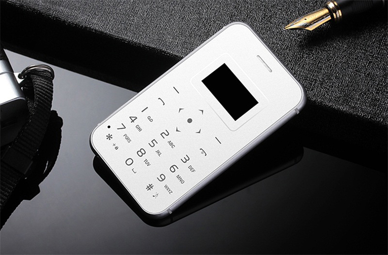 AIEK X8 mới bỏ túi siêu mỏng trẻ em tiểu học nam nữ thấp bức xạ thẳng thẻ mini giá rẻ điện thoại di động - Điện thoại di động iphone 6 thường