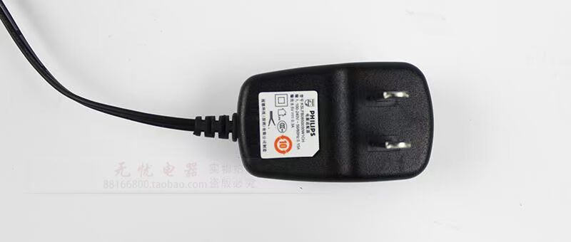 máy hút bụi để bàn Máy hút bụi Philips FC6142 nhà xe cầm tay sạc loại FC6152 không dây không tiêu hao nhỏ chính hãng may hut bui cong nghiep