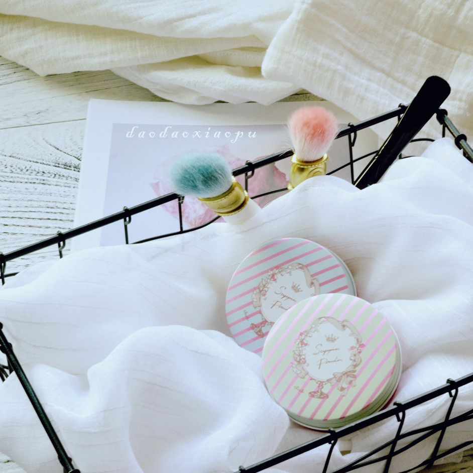 Giấc mơ hoa bắp cải Nhật Bản nuôi dưỡng bột đêm tốt bột chăm sóc da Bột dưỡng ẩm mật ong Bánh không cần tẩy trang 26G - Quyền lực phấn phủ bột