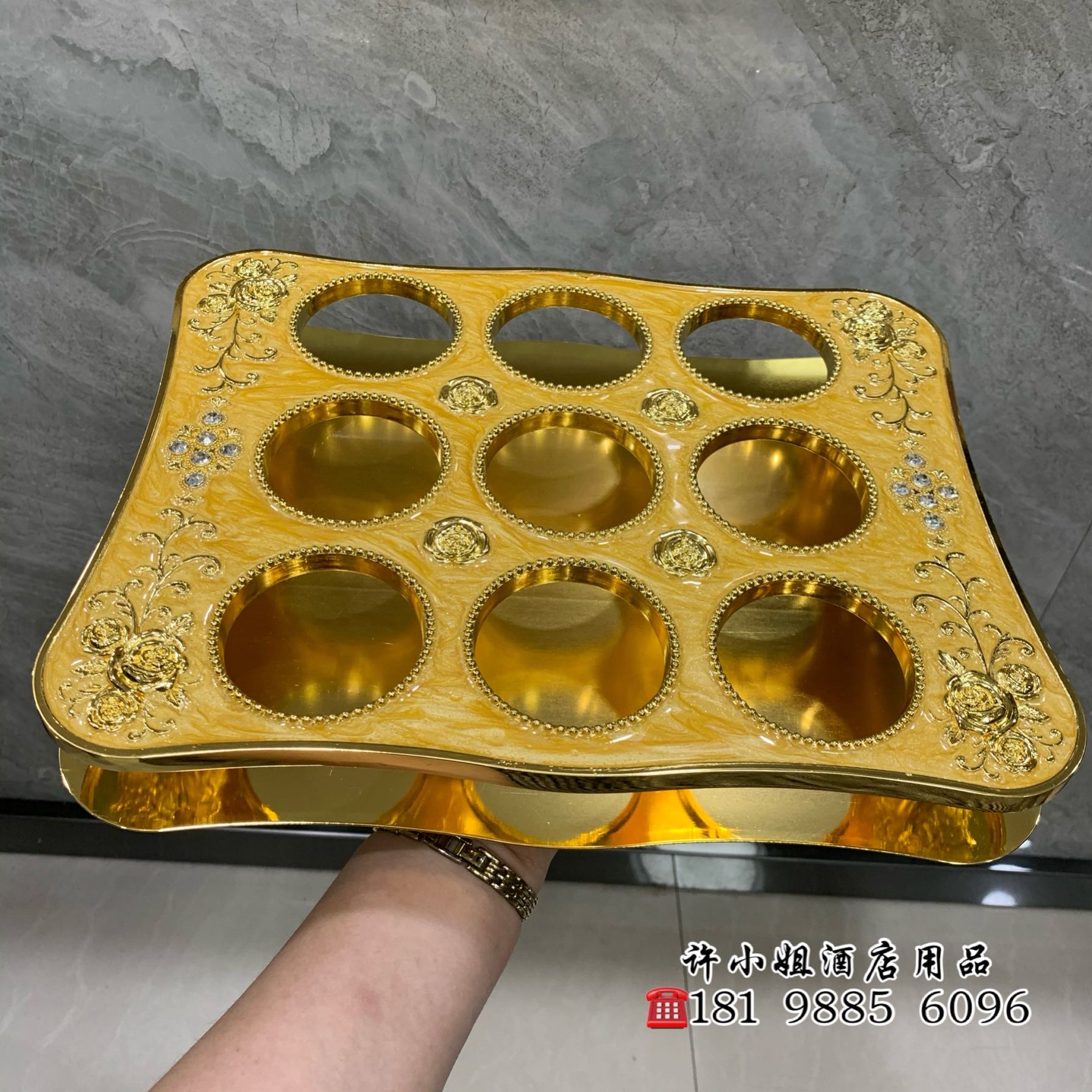 Beer glass holder European metal alloy cup holder KTV bar beer glass holder nightclub 9-hole beer glass holder durable