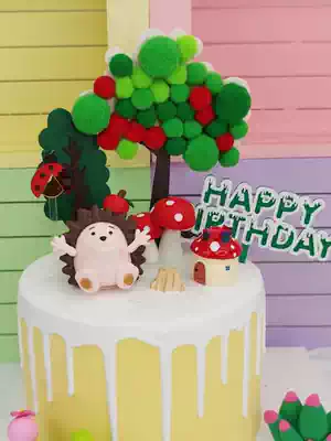 Cake baking decoration soft pottery Hedgehog House baby birthday forest small animal year party plug-in