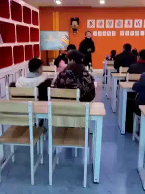 School desks and chairs factory direct primary and secondary school student tutoring classes training institutions tables and chairs double tuition classroom desks