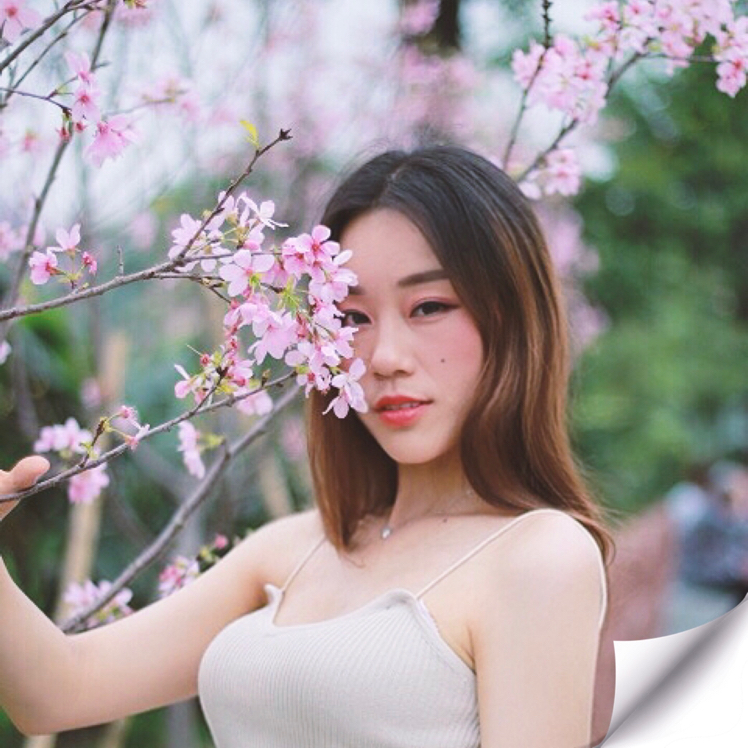 爱打扮(www.idaban.cn)，Sunshine丹妮