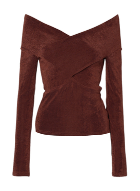 DPLAY2025年秋季新款棕色t恤女流行独特一字领露肩弹力长袖上衣