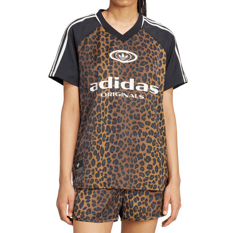 adidas阿迪达斯三叶草豹纹印花V领半袖夏女Y2K短袖T恤 K