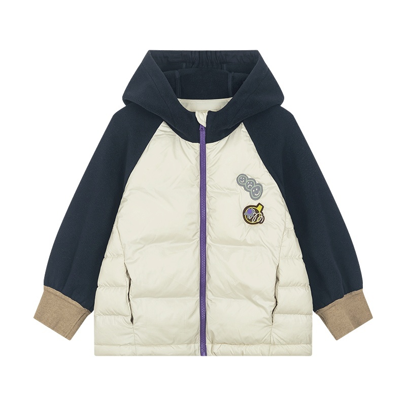 摇粒绒拼接羽绒服，装饰运动感排骨绗线