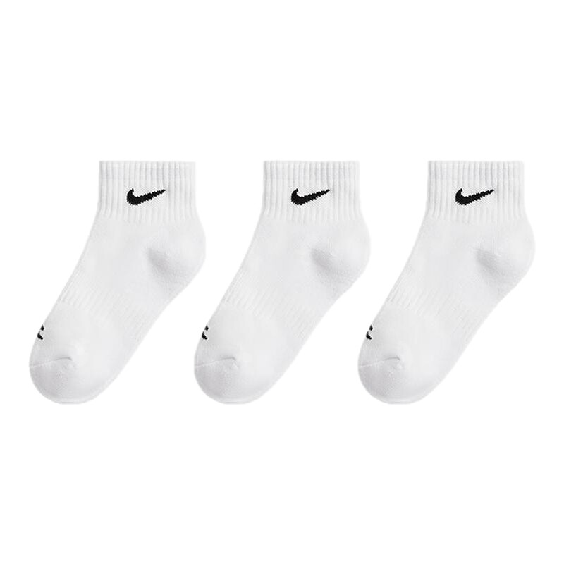 Nike儿童袜子新品上市