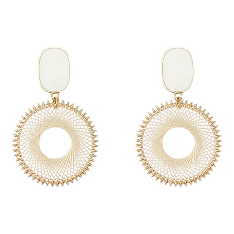 法式度假风螺旋耳夹独特设计