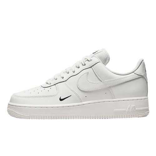 NIKE耐克女鞋马年限定新年款空军一号白色AF1低帮板鞋IQ1143-100