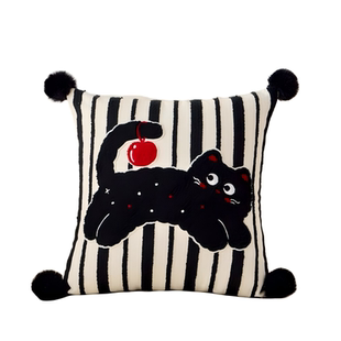 多巴胺加厚卡通刺绣抱枕客厅沙发腰靠枕卧室床头靠垫可拆洗抱枕套