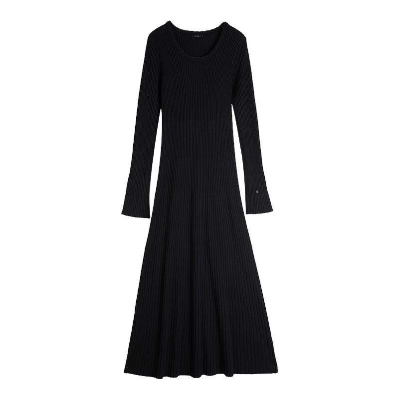 黑色绵羊毛长款针织连衣裙ELLE