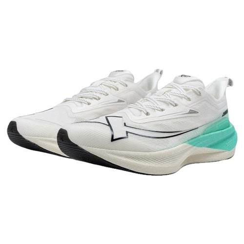 特步两千公里二代跑鞋情侣款