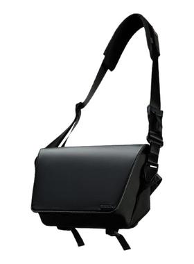 TAJEZZO探迹者简约斜挎包男商务通勤磁吸机能邮差包横款单肩包C9S