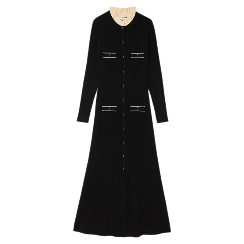 花边领针织长裙 单排扣门襟 荷叶边下摆设计