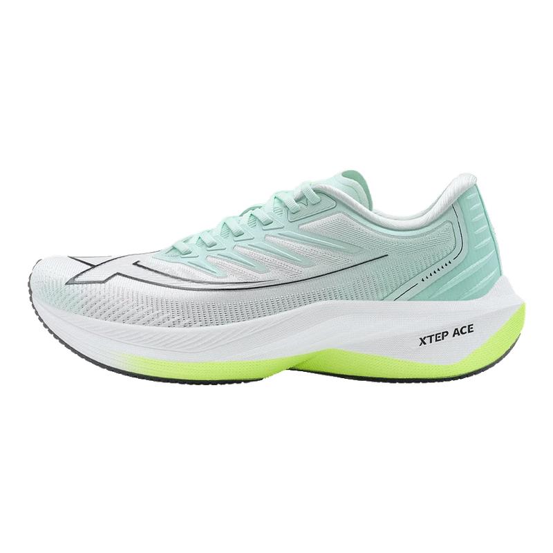 一体成型跑步鞋运动马拉松跑鞋