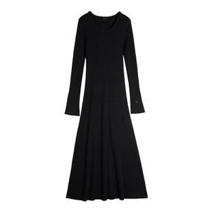 ELLE黑色绵羊毛长款针织连衣裙女2025冬季新款小个子修身显瘦裙子
